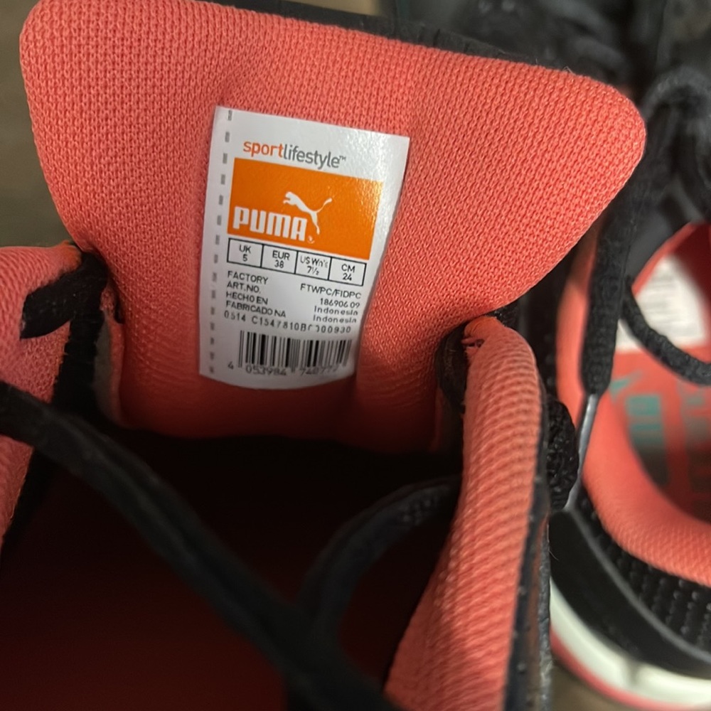 Puma sneakers - Picture 4 of 5